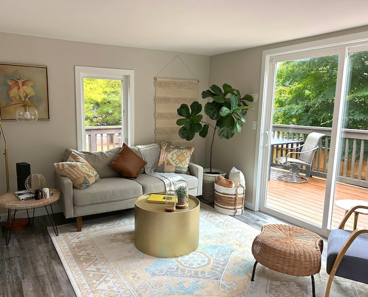 Cozy 2 Bedroom Home 5 Minutes From Airport & Train - Tukwila, WA