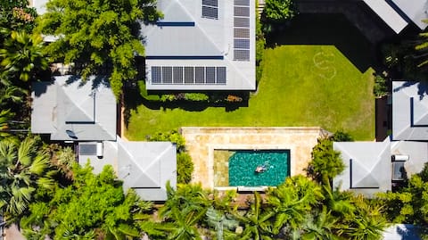 Zenhouse Bali: Pool ~ Garden ~ Massive Grounds
