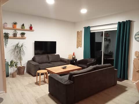 Top performing Airbnb: House near woods, close to beaches in Trébeurden