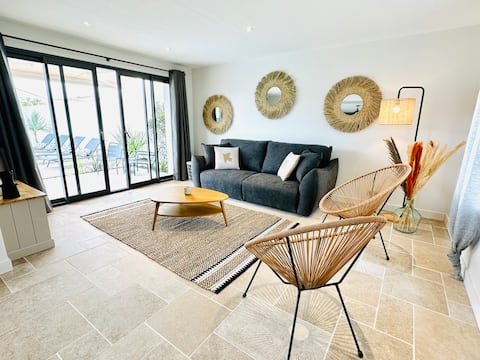 Top Airbnb: La Villa des Matelots - Private heated pool in La Flotte