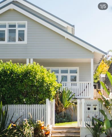 The Haven Beach House Avalon- 4 bedroom