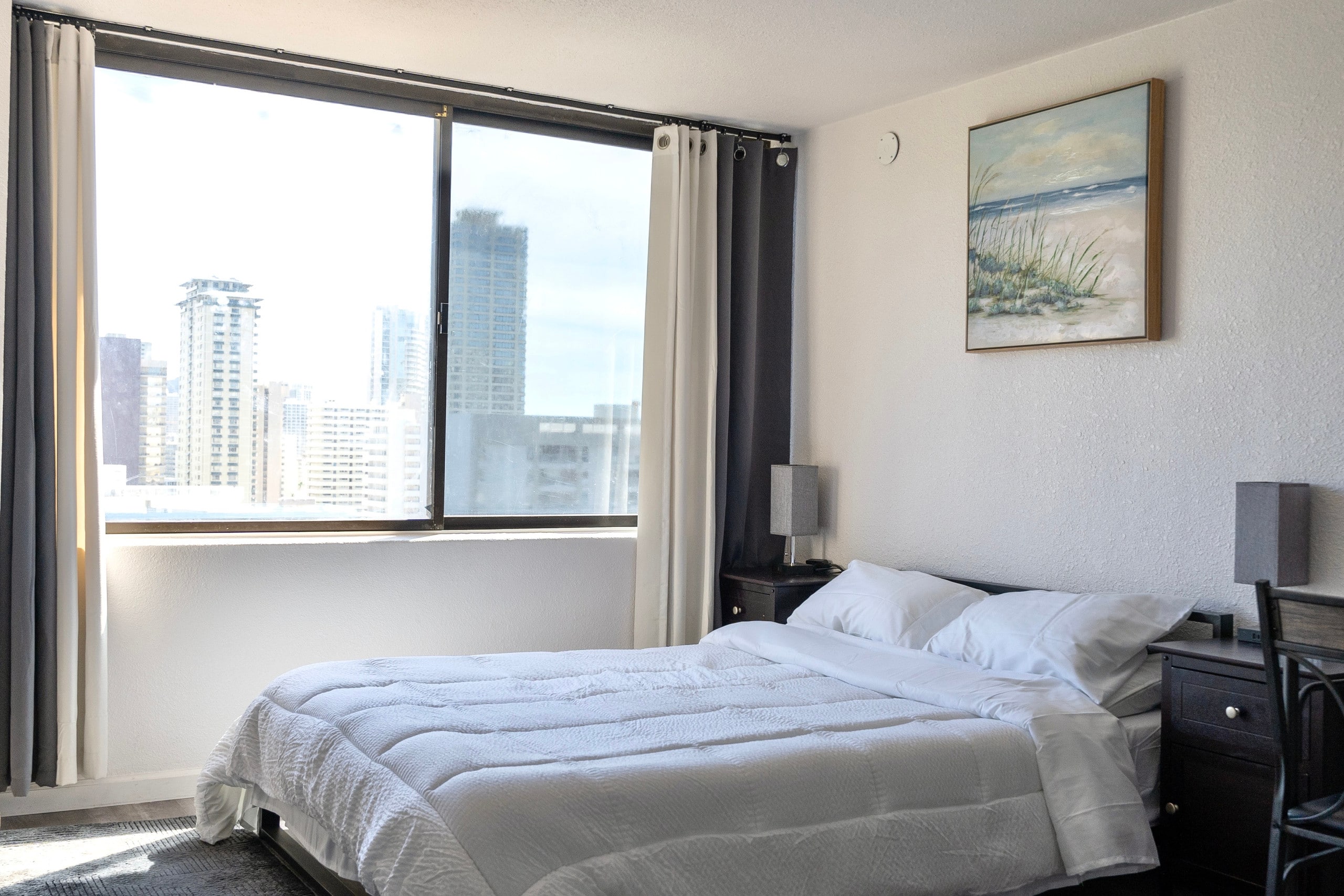 Waikiki Hawaiian monarch studio/No resort fee - Image 13