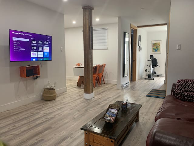 You Gotta Be Here 2B/1B/Balcony/ Back Deck