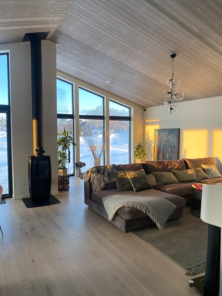 Lyxig Nybyggd Villa Nära Till Stad Och Natur! - Sweden
