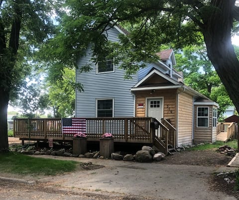 4 Bedroom, 2 Full Bath House