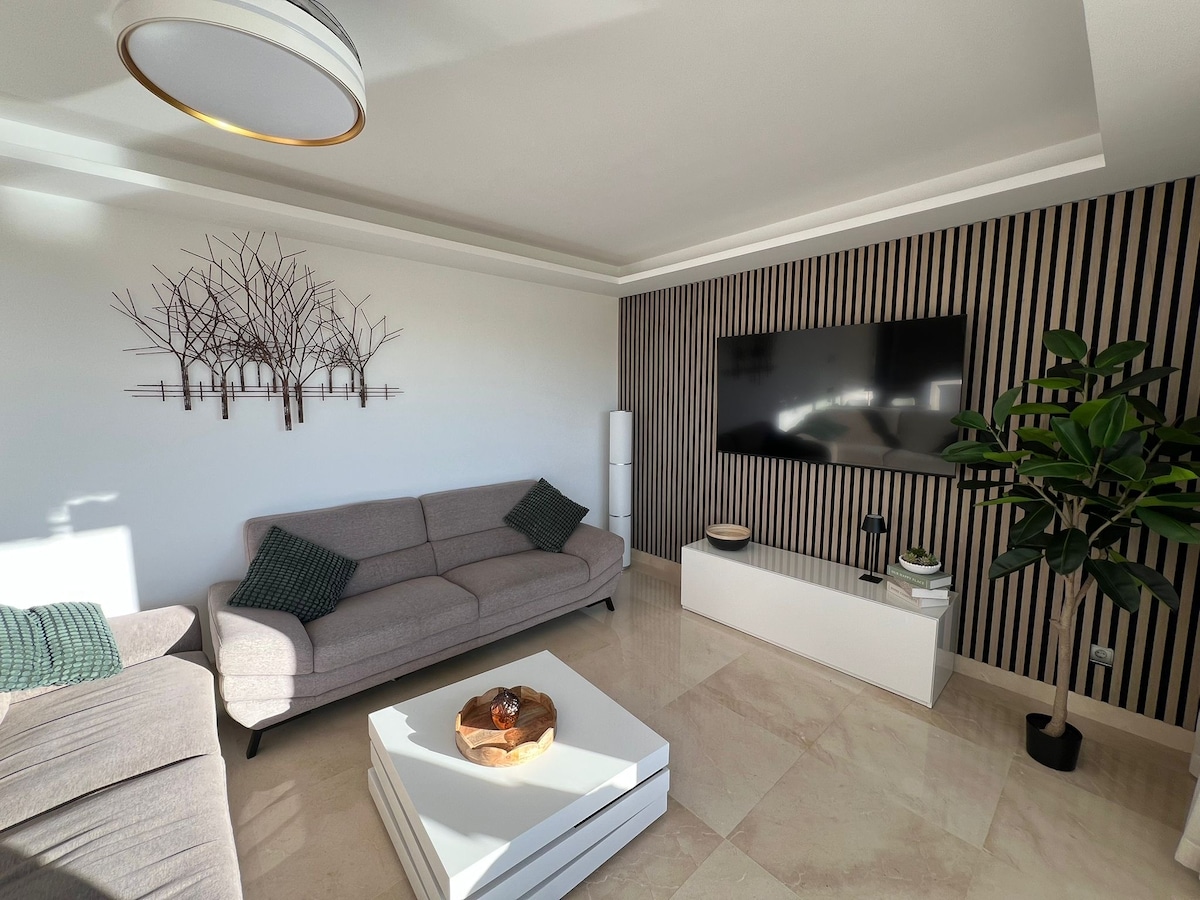 Top Airbnb: Stunning Penthouse apartment in Mijas