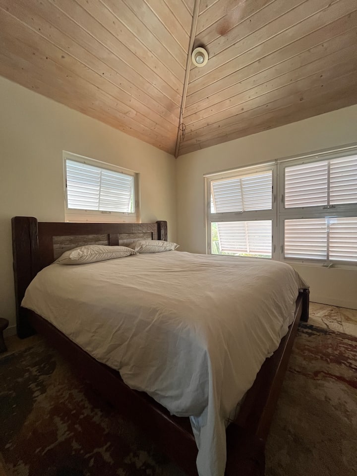 Island Gypsy is currently undergoing a comprehensive renovation, which includes adding a new bathroom and laundry room. The project is set to be completed by December 2025. Check out the new floor plan below, and stay tuned for updates 