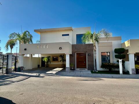Beautiful Luxury Residence
