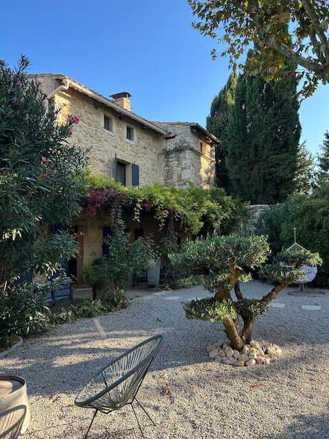Character house with pool in Orange
