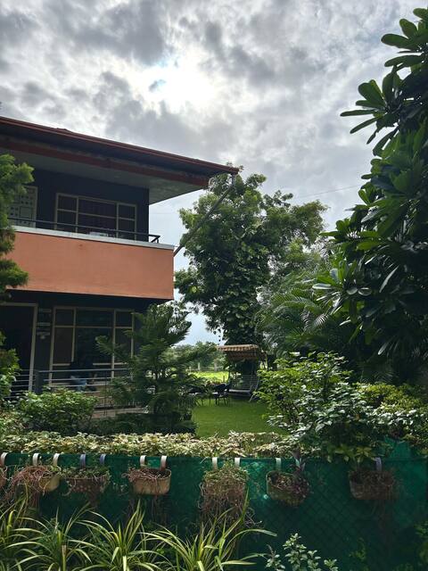 Amanzi Villa - Peaceful getaway in Alibag