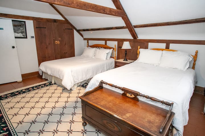 Bedroom 9
