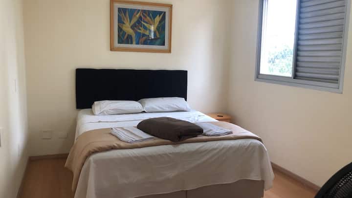 Habitación 1 - planta baja - caja cama tamaño queen
