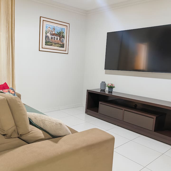 Casa Perfume - Central - 2 Ar - 3/4 - Uberlândia