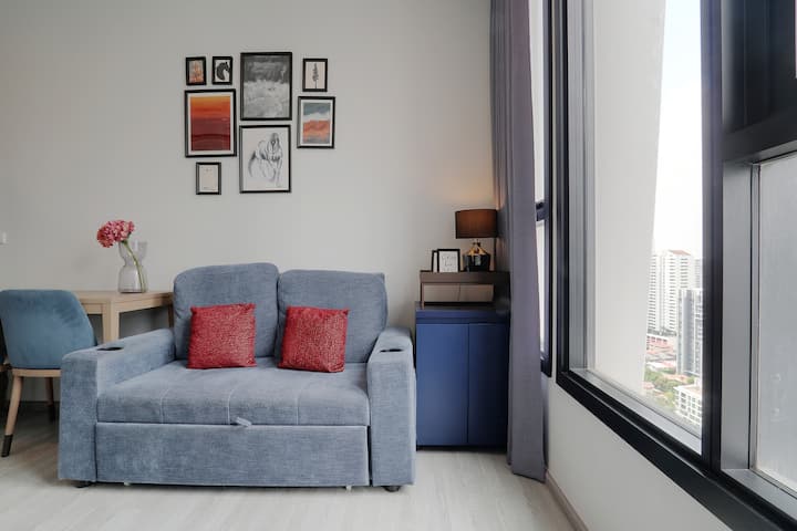 Modern High-tech Condo With Rooftop Pool@ekkamai ! - Bangkok