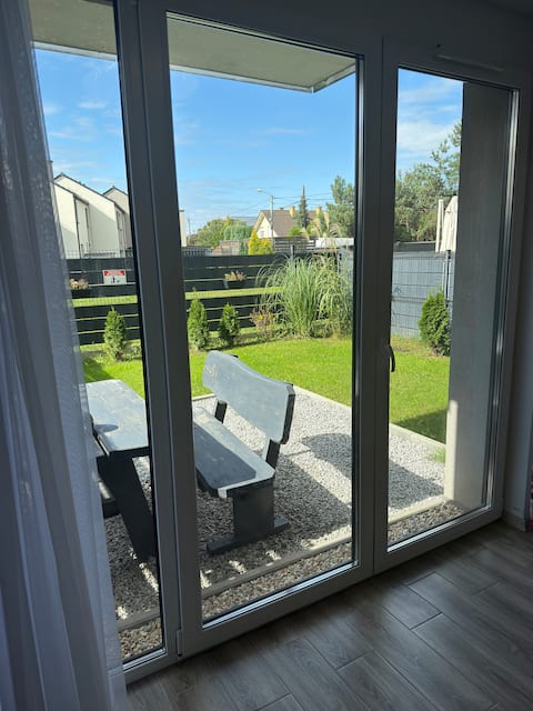 1 Tyskie Apartments with a private garden
