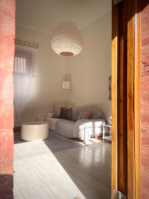Top performing Airbnb: The Margot - A dreamy escape by the sea in Adelaide