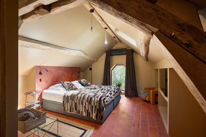 Chambre dans le gîte - appartement Wisteria