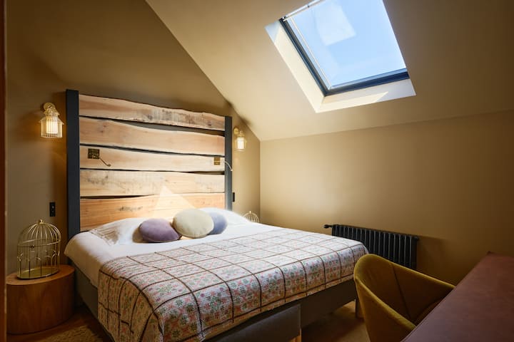 Chambre dans le gîte - appartement Ribes