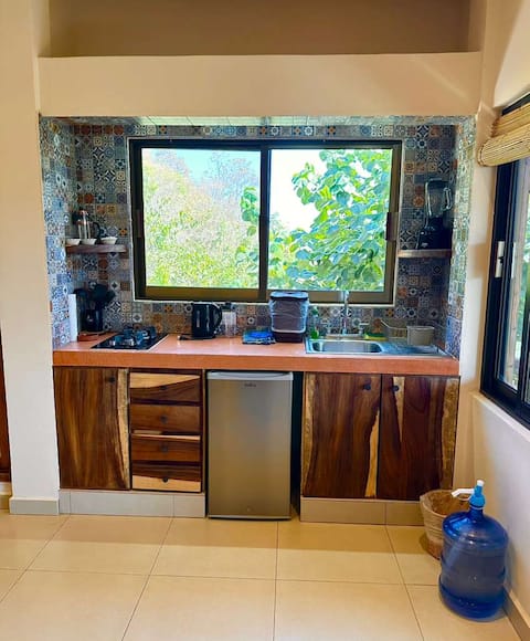 Popular Airbnb listing: CasaMiaZipolite-Apt-Vista al mar-AC-Pool in Puerto ángel