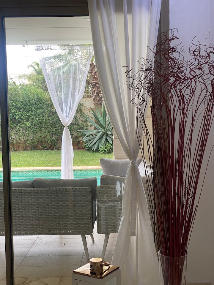 Villa De Charme Avec Piscine, Golf, Forêt - Bouskoura