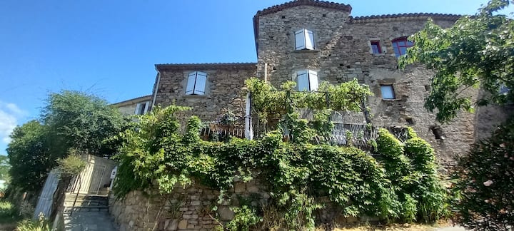 2 Chambres à Louer Avec Sdb Et Terrasse Privatives - Sauve