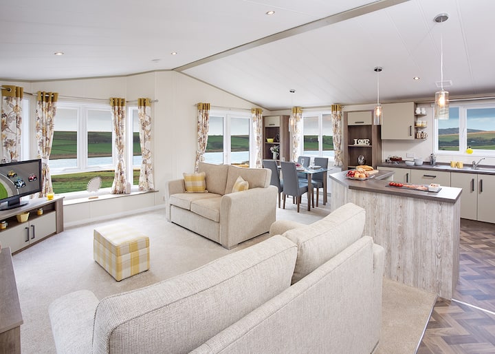 Luxury Willow Lodge (Sleeps 4) - Dunbar