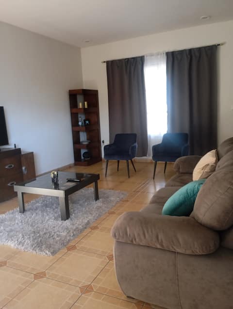 Top Airbnb: Spacious apartment in Santa Lucia in Santa Lucía Del Camino
