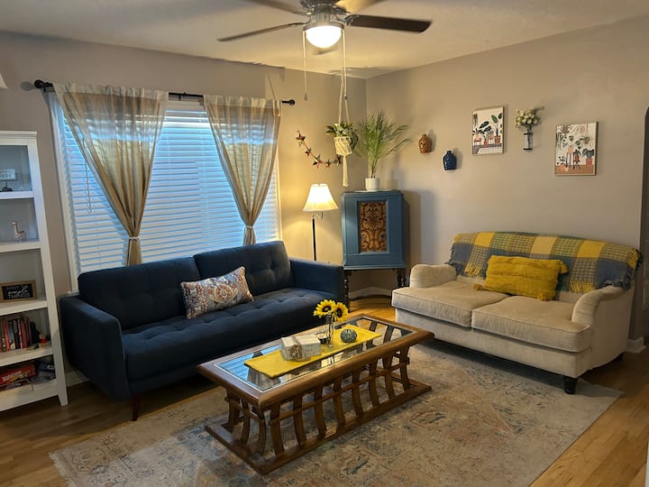 Charming & Pet Friendly W/ Spa Close To Downtown - Nampa, ID