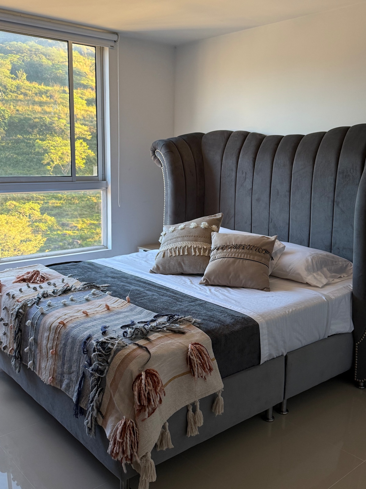 غرفة النوم 2