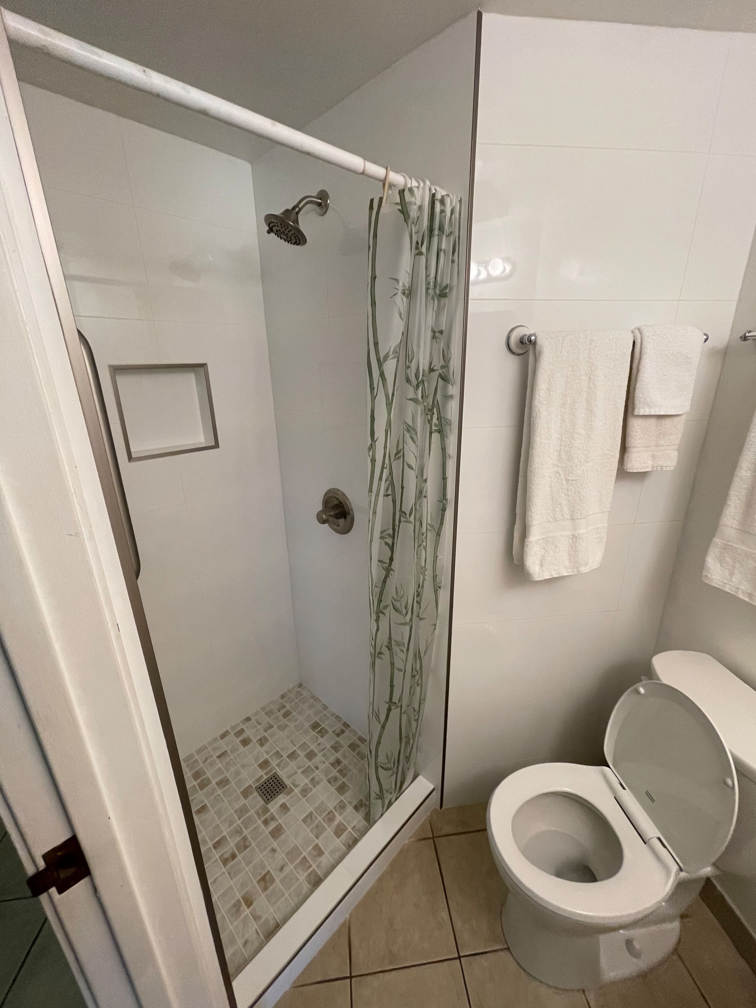 Condo in Kihei · ★4.71 · 1 bedroom · 2 beds · 2 private baths - Image 13