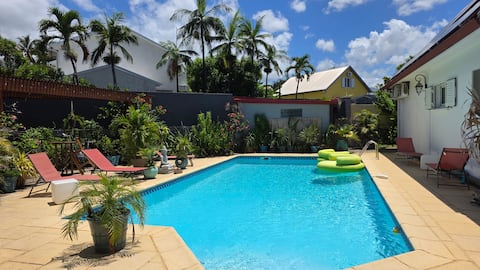 Successful Airbnb property: Ti Kaz Cheu Nous in Saint Louis
