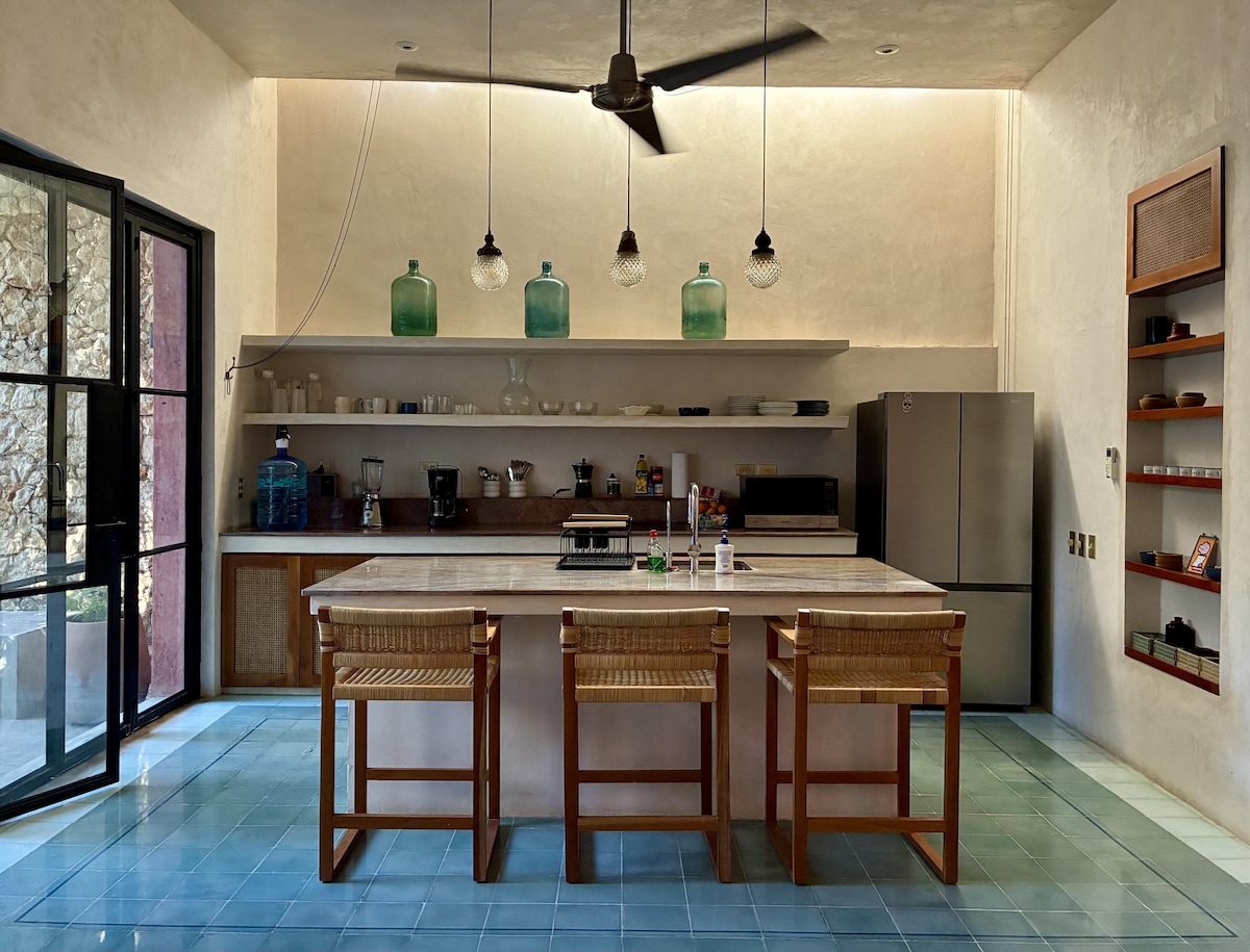 Anuncio de Airbnb popular: Casa Natalia - oasis in the heart of the city en Colonia Santa Rosa