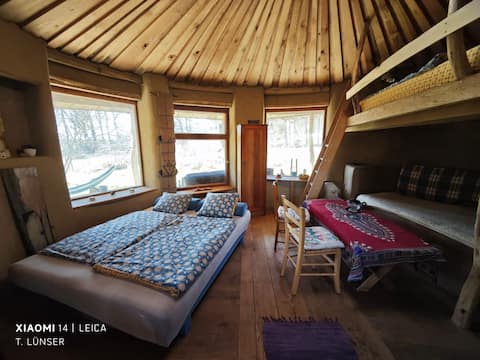 Top Airbnb: Solid clay house in Templin