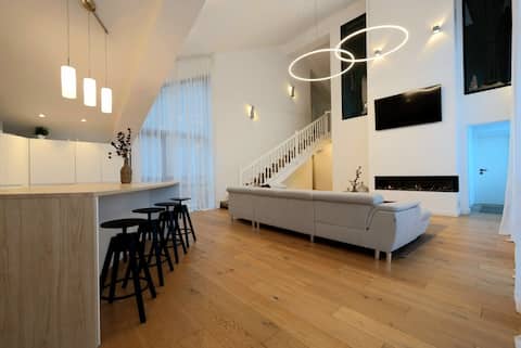 The Rock Complex - The Gallery Penthouse