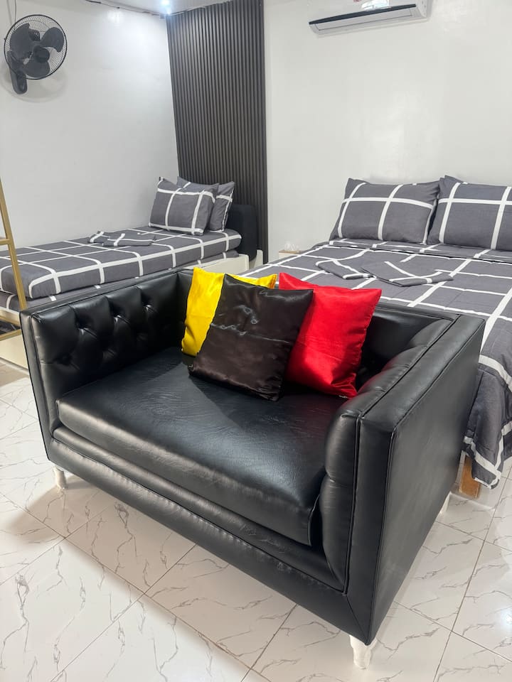 Guesthouse In Cauayan With Stunning Pool - Cauayan City