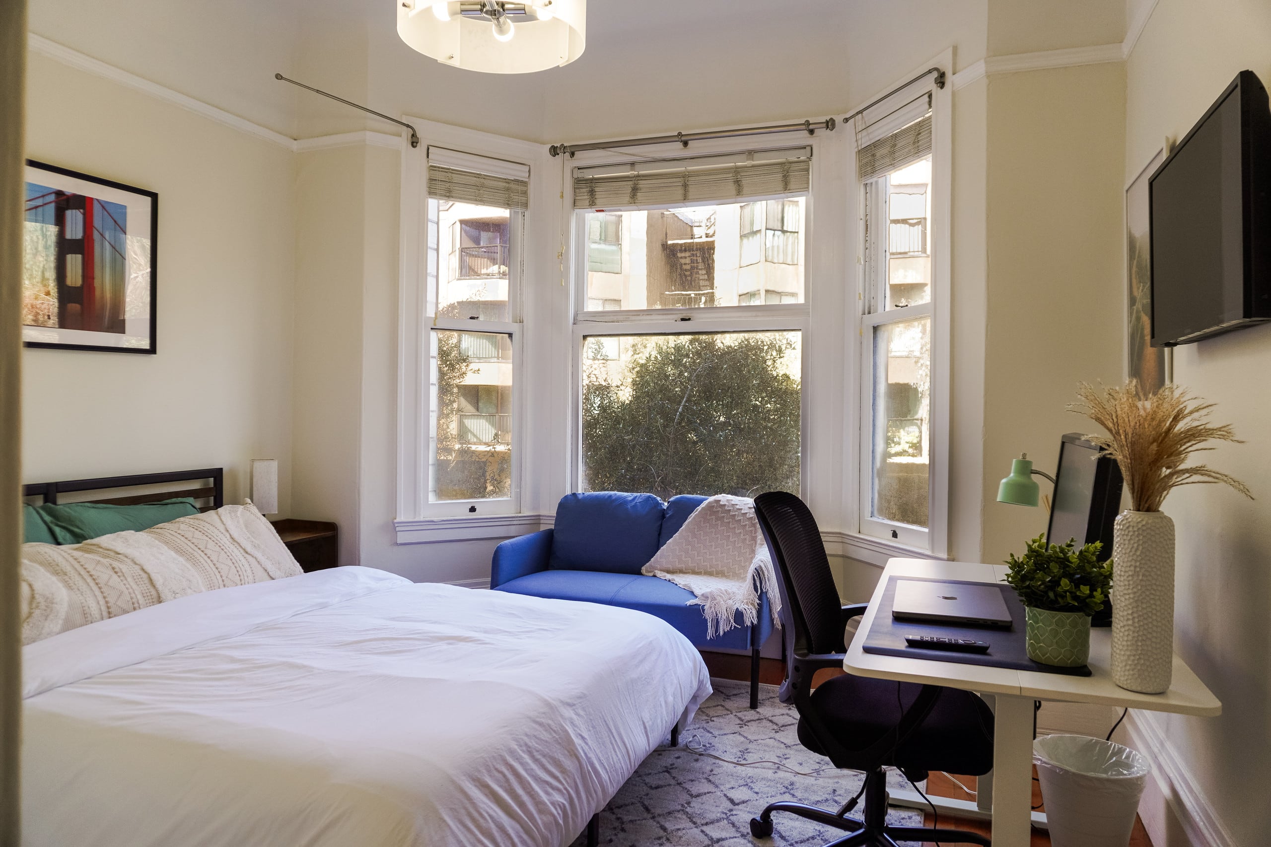 Townhouse in San Francisco · ★4.88 · 6 bedrooms · 6 beds · 3 baths - Image 5