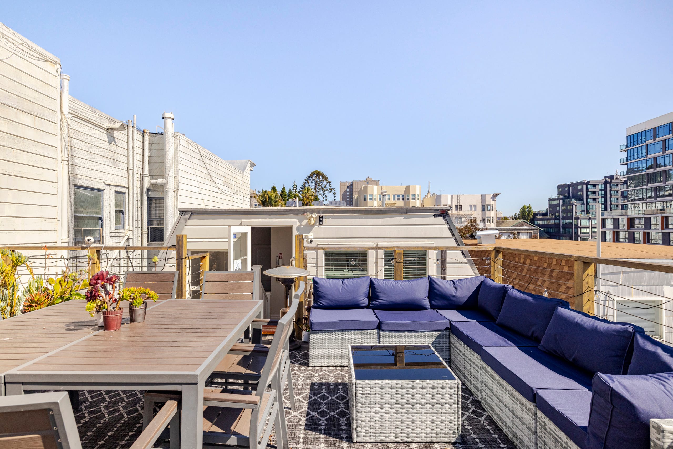 Townhouse in San Francisco · ★4.88 · 6 bedrooms · 6 beds · 3 baths - Image 25