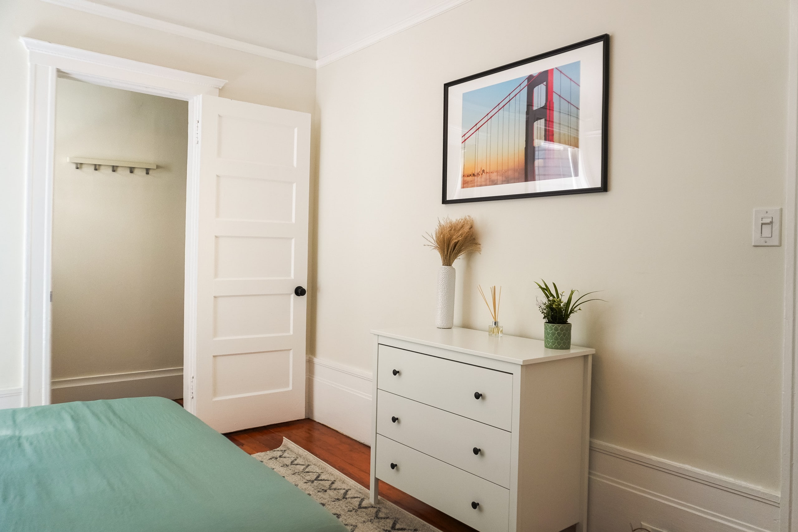 Townhouse in San Francisco · ★4.88 · 6 bedrooms · 6 beds · 3 baths - Image 15