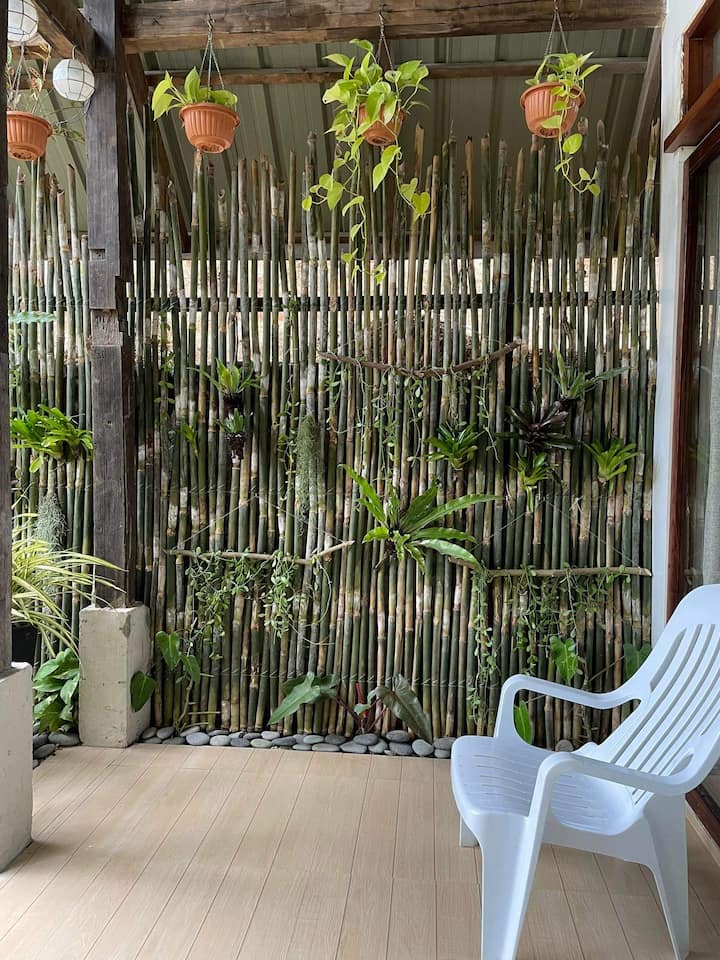 Hilltop Cabin – Cozy Beach Stay In Lobo, Batangas - Lobo