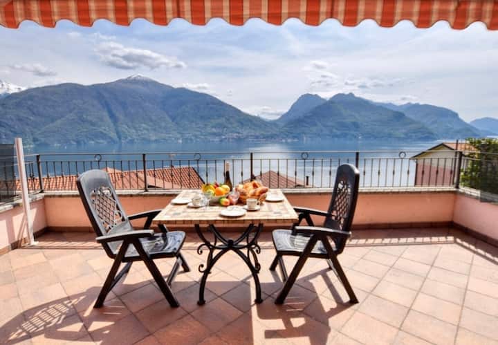 Mastena Belvedere 2-bedroom Apartment - Menaggio