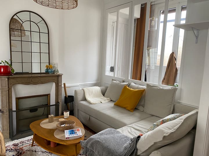 Appartement Cosy Batignolles - France