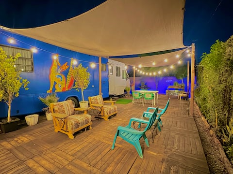 Full of life, color and nature. We invoice