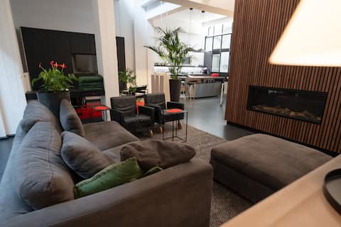 Top performing Airbnb: City center loft in Antwerpen