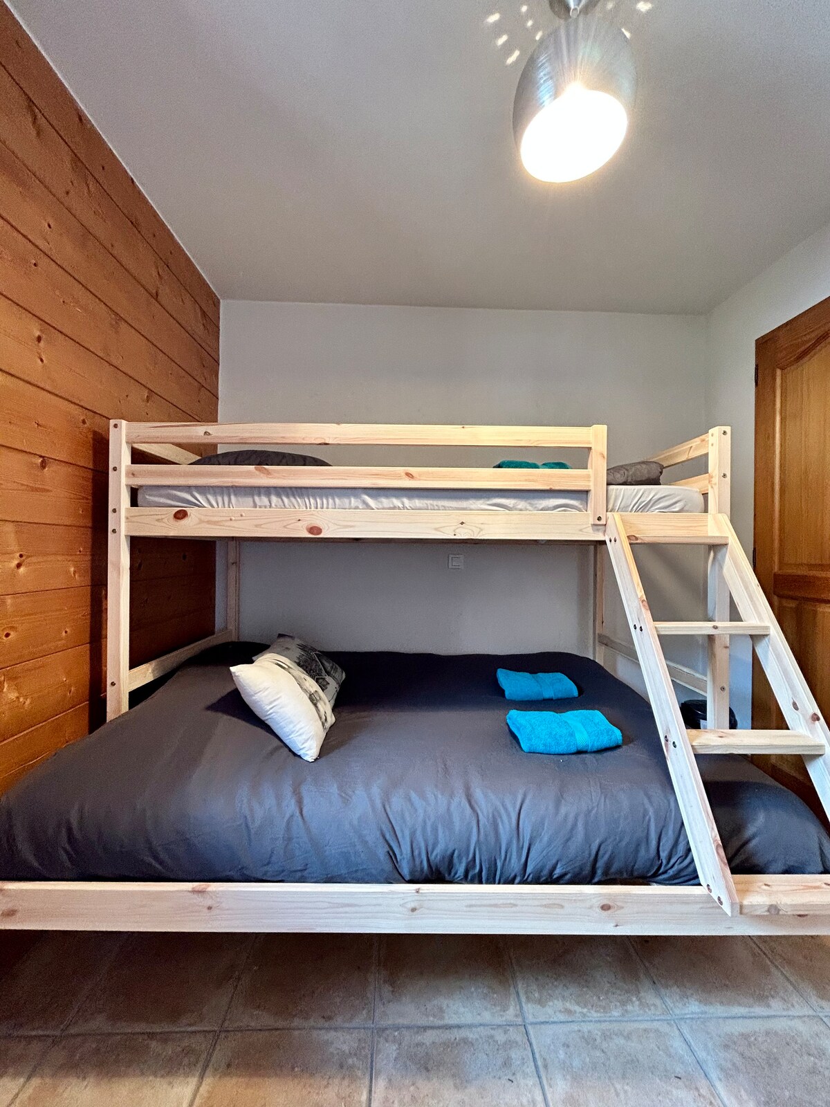 საძინებელი 2