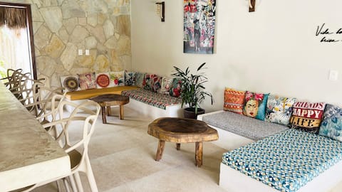 Top performing Airbnb: Pura Vida House - Icaraizinho in Amontada