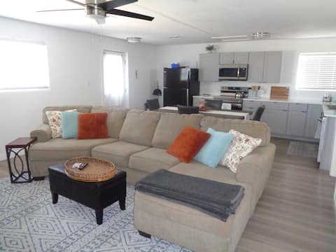 Popular Airbnb listing: New! Upper Casita in North Peoria Suite #2 in Peoria