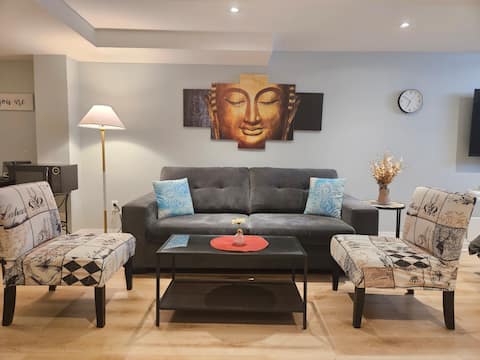 Top Airbnb: Home away from home (Private Basement) in Meadowvale