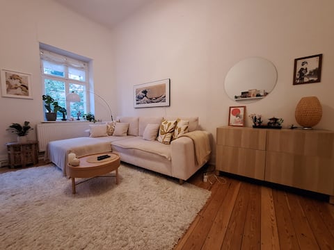 Popular Airbnb listing: Quiet old building in a great location (entire apartment) in Wiesbaden