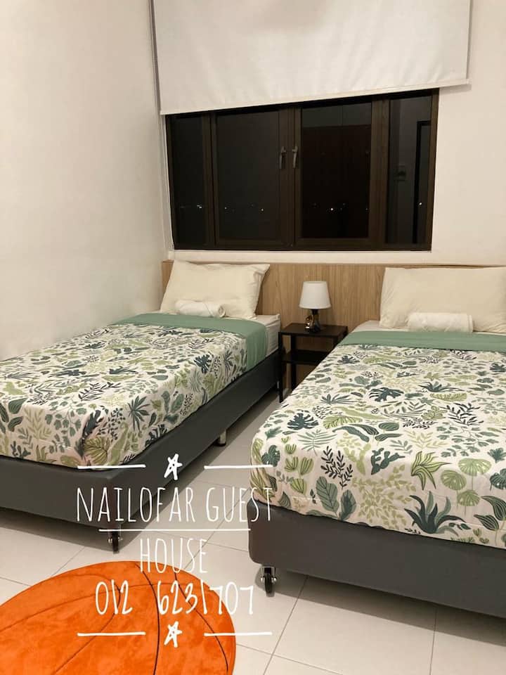 ห้องนอนที่ 3 (เตียงเดี่ยว 2 เตียง) และเครื่องปรับอากาศ