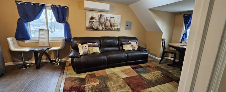 Spacious 2-bedroom • Close To Train • Quiet &Clean - Islandia, NY